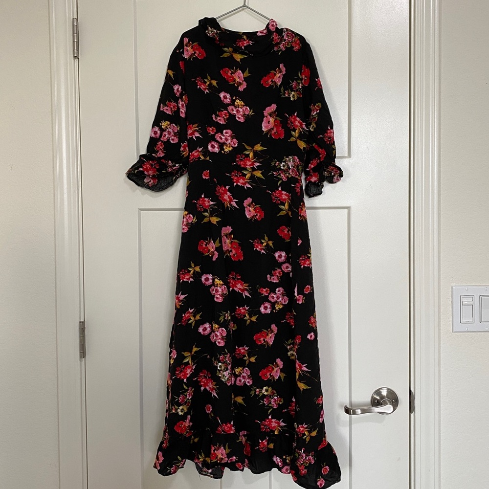 Lulu's Floral Print Ruffled Midi Dress - Picture 5 of 7
